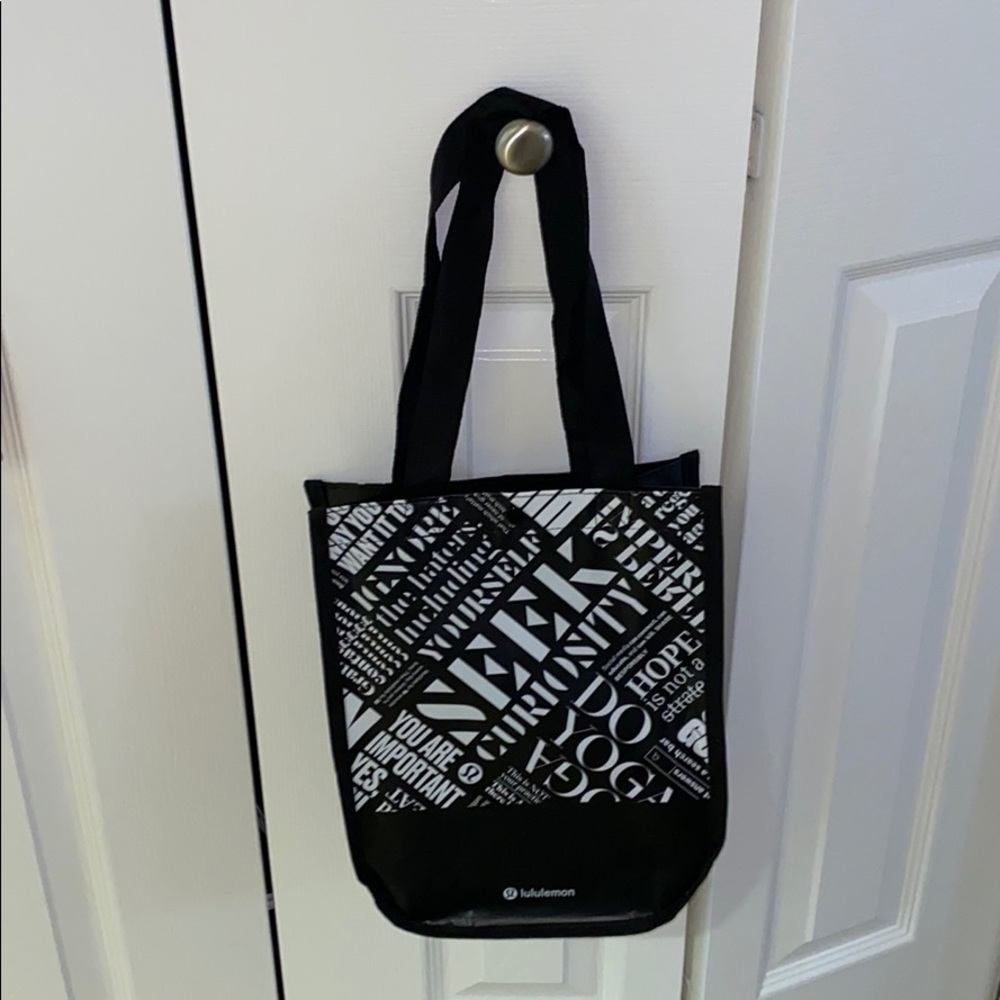 NEW Lululemon Black and White Bag Small Reusable Shopping Tote Bag Snap Button